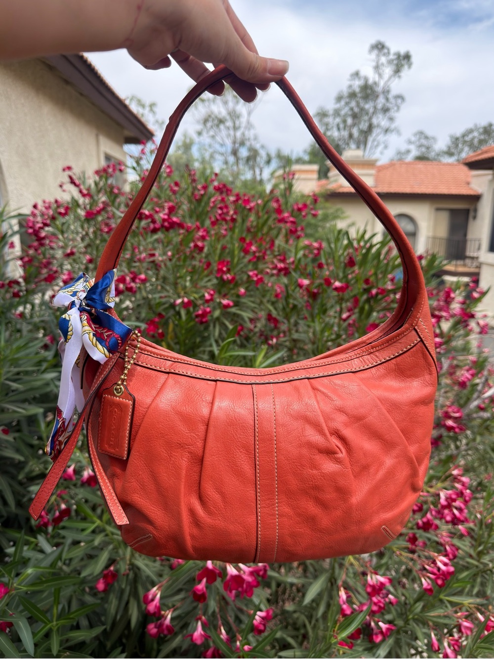 🍊Pristine Vintage Coach Ergo Orange Pebbled Leather Hobo Bag (12235)